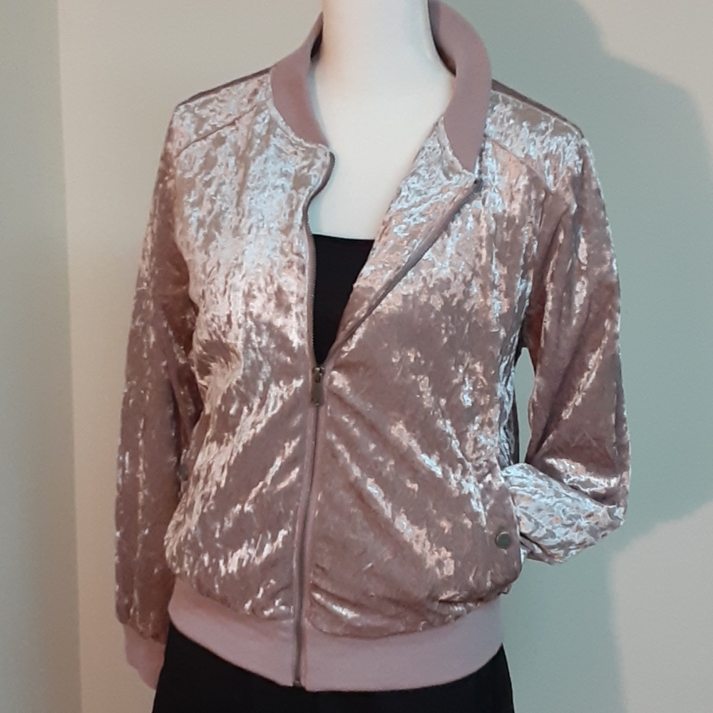 Mauve Crushed Velvet Bomber Jacket!